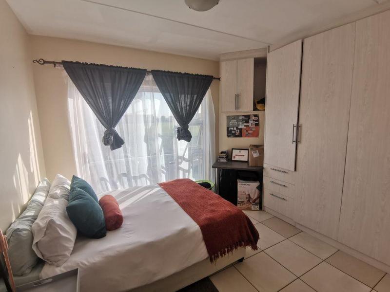 1 Bedroom Property for Sale in Maitland Western Cape